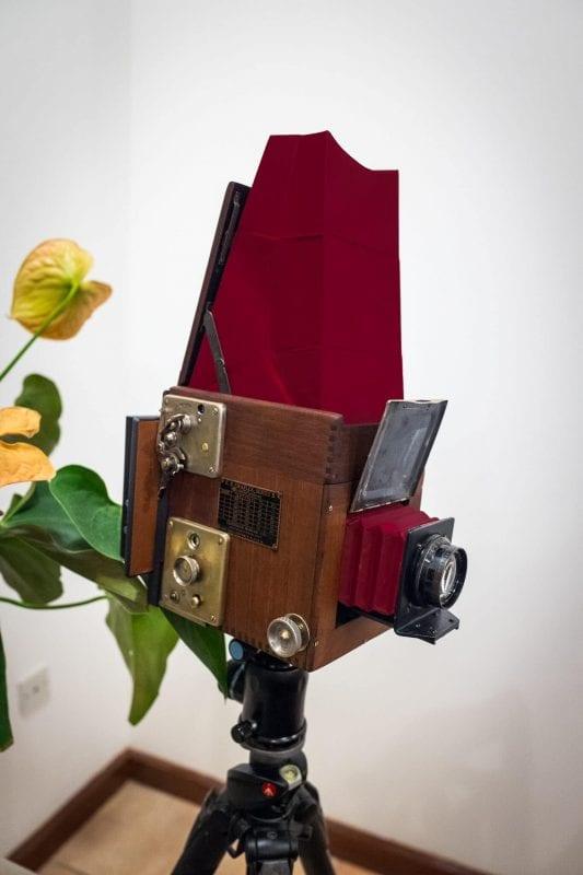 A wooden classic 3x4 Graflex camera for Fuji INSTAX wide film - spillerphoto